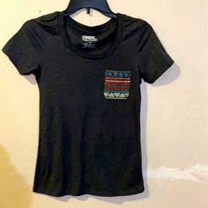 Short sleeve T with decorative pocket